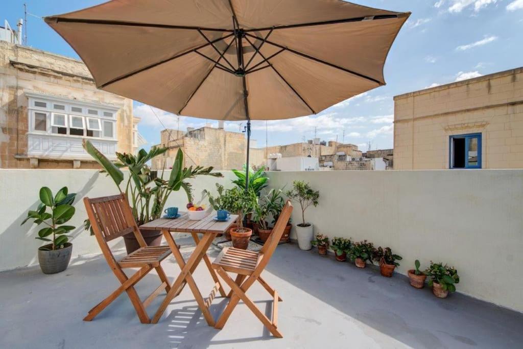 Traditional Maltese Town House In Floriana מראה חיצוני תמונה